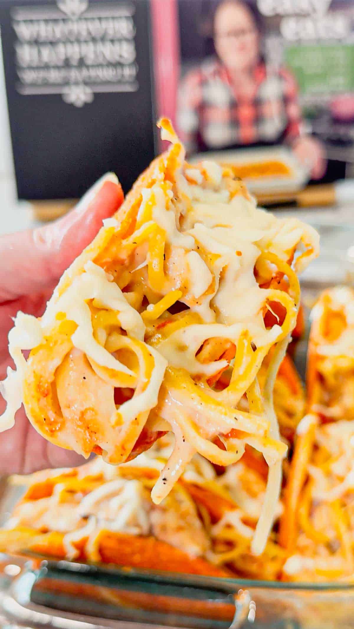 Chicken Alfredo Tacos are a fun and easy dinner recipe perfect for busy weeknights. Cheesy Blasted Stand N Stuff taco shells are stuffed with creamy linguine alfredo loaded with grilled chicken chunks, Rotel and mozzarella cheese.