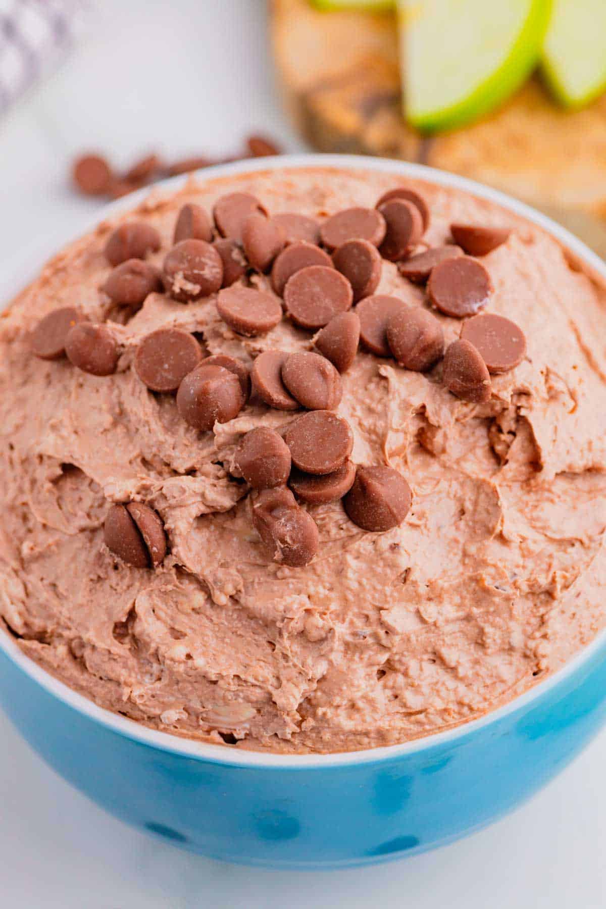 Craving chocolate but don’t feel like baking? This Brownie Batter Dip is the ultimate no-bake dessert that comes together in just 5 minutes with cream cheese, Cool Whip, brownie mix, and mini chocolate chips. Rich, creamy, and packed with classic brownie batter flavor, this easy dessert dip is perfect for parties, game day spreads, movie nights, holiday gatherings, and last-minute sweet cravings. Serve it with graham crackers, vanilla wafers, pretzels, strawberries, apple slices, or cookies for an irresistible treat everyone will love. If you're looking for easy dessert recipes, chocolate dip recipes, no bake desserts, brownie batter desserts, party food ideas, and quick sweet treats, this crowd-pleasing dip is guaranteed to disappear fast. Save this simple brownie batter dip recipe for your next celebration!