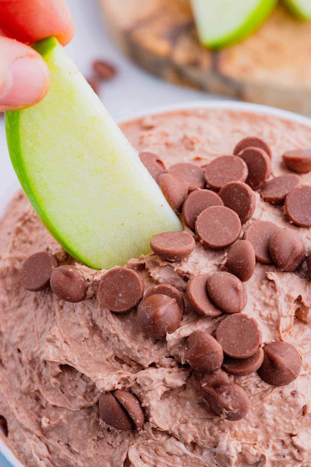 Craving chocolate but don’t feel like baking? This Brownie Batter Dip is the ultimate no-bake dessert that comes together in just 5 minutes with cream cheese, Cool Whip, brownie mix, and mini chocolate chips. Rich, creamy, and packed with classic brownie batter flavor, this easy dessert dip is perfect for parties, game day spreads, movie nights, holiday gatherings, and last-minute sweet cravings. Serve it with graham crackers, vanilla wafers, pretzels, strawberries, apple slices, or cookies for an irresistible treat everyone will love. If you're looking for easy dessert recipes, chocolate dip recipes, no bake desserts, brownie batter desserts, party food ideas, and quick sweet treats, this crowd-pleasing dip is guaranteed to disappear fast. Save this simple brownie batter dip recipe for your next celebration!