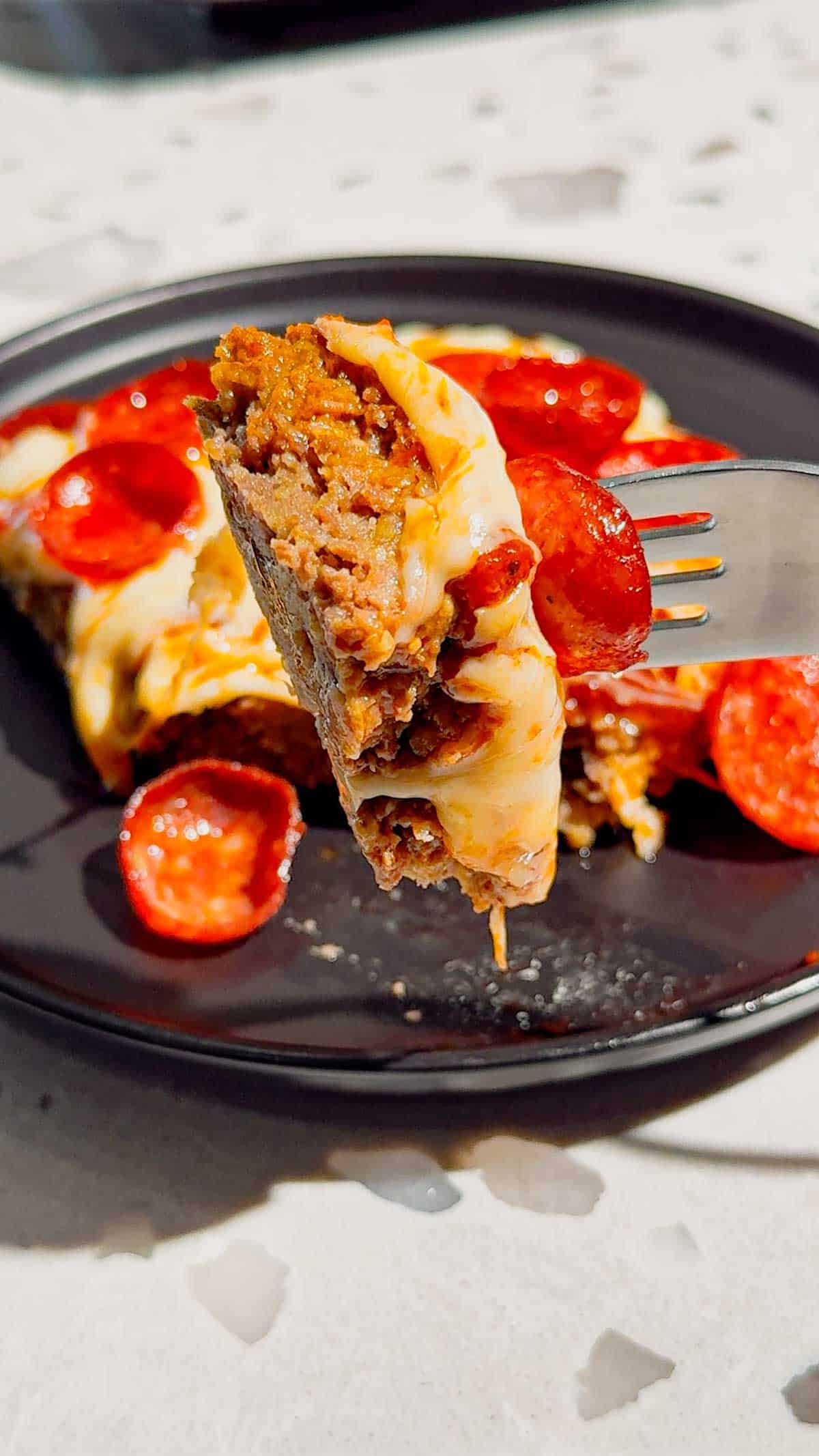 Looking for easy meatloaf recipes with a fun pizza twist? This Sheet Pan Pizza Meatloaf is loaded with all the flavors your family loves and is perfect for busy weeknights. Made with seasoned ground beef, pizza sauce, mozzarella cheese, and pepperoni, this Pizza Meatloaf Recipe is a great option for Family Dinner Ideas, Ground Beef Dinner Recipes, and Easy Weeknight Dinners. The sheet pan method helps it cook quickly while creating plenty of crispy edges in every bite. If you love Pizza Inspired Recipes, Meatloaf Recipes Easy, Sheet Pan Dinners, Comfort Food Recipes, and Kid Friendly Dinner Ideas, this cheesy meatloaf is sure to become a new favorite. Perfect for meal prep, family meals, potlucks, and simple dinners everyone will happily eat.