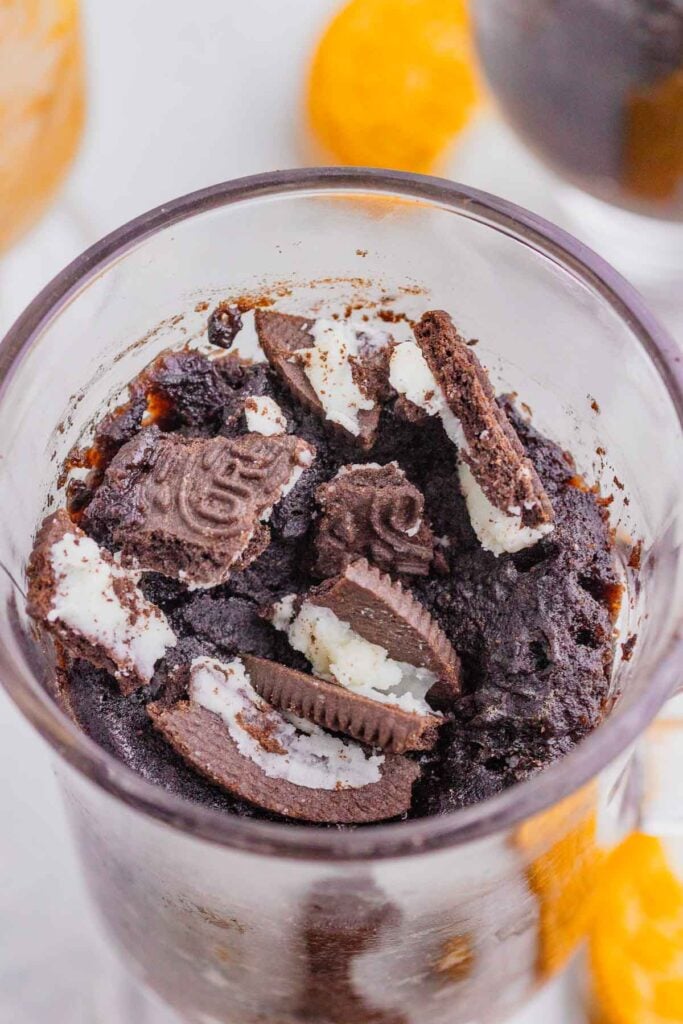 This Oreo Mug Cake is the easiest way to satisfy a chocolate craving in minutes! Made with just three simple ingredients, this easy Oreo Mug Cake recipe creates a soft, rich, fluffy dessert right in the microwave with almost no cleanup. If you're looking for a quick mug cake recipe, microwave cake, single serving dessert, easy Oreo dessert, cookies and cream mug cake, late night dessert ideas, no oven desserts, or easy desserts with Oreos, this recipe is a must-try. Perfect for kids, college students, busy families, or anyone craving a fast homemade treat, this chocolate Oreo mug cake is ready in just 3 minutes and delivers warm, gooey, bakery-style flavor with every bite.