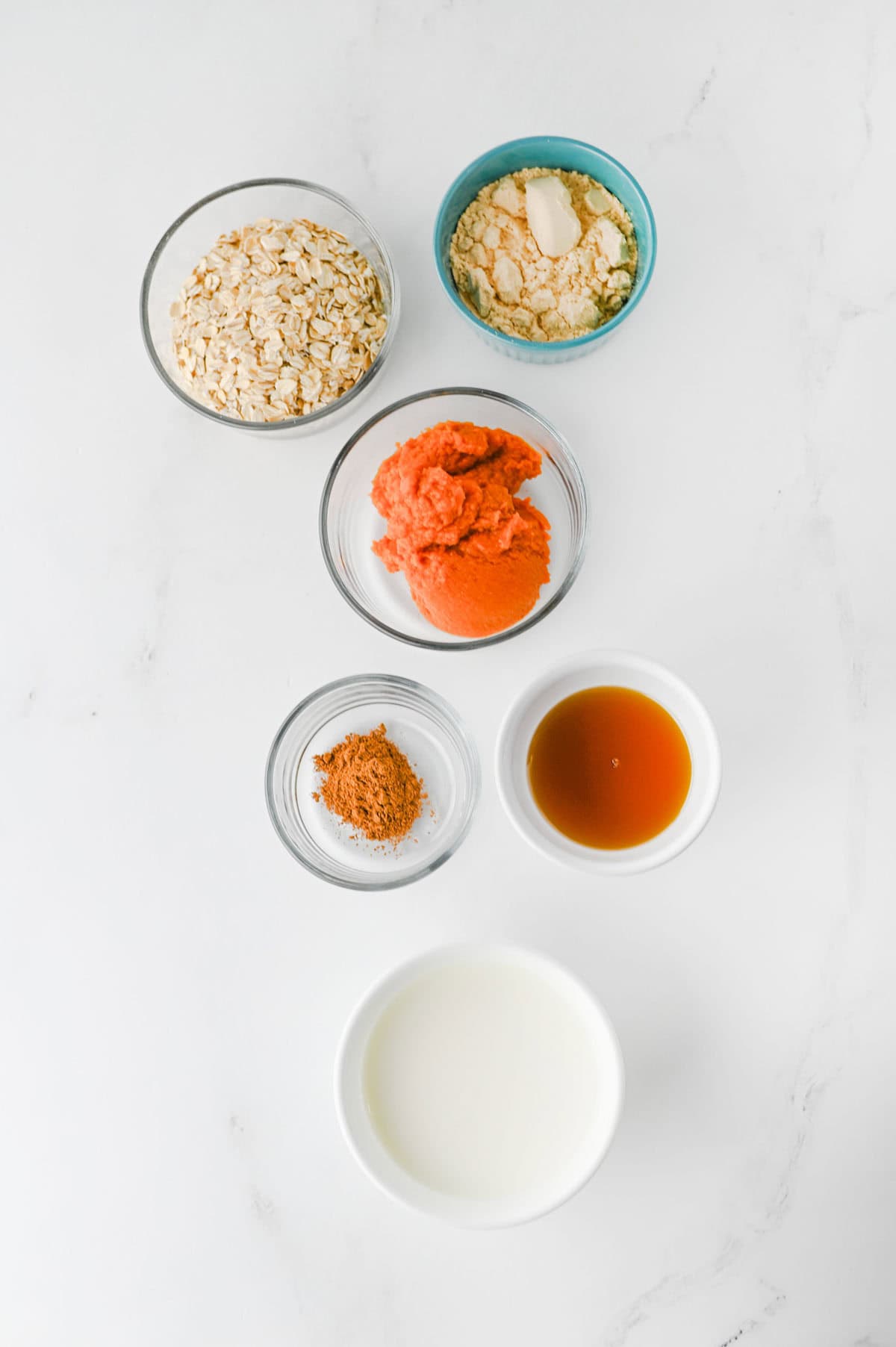 pumpkin overnight oats ingredients on the kitchen counter