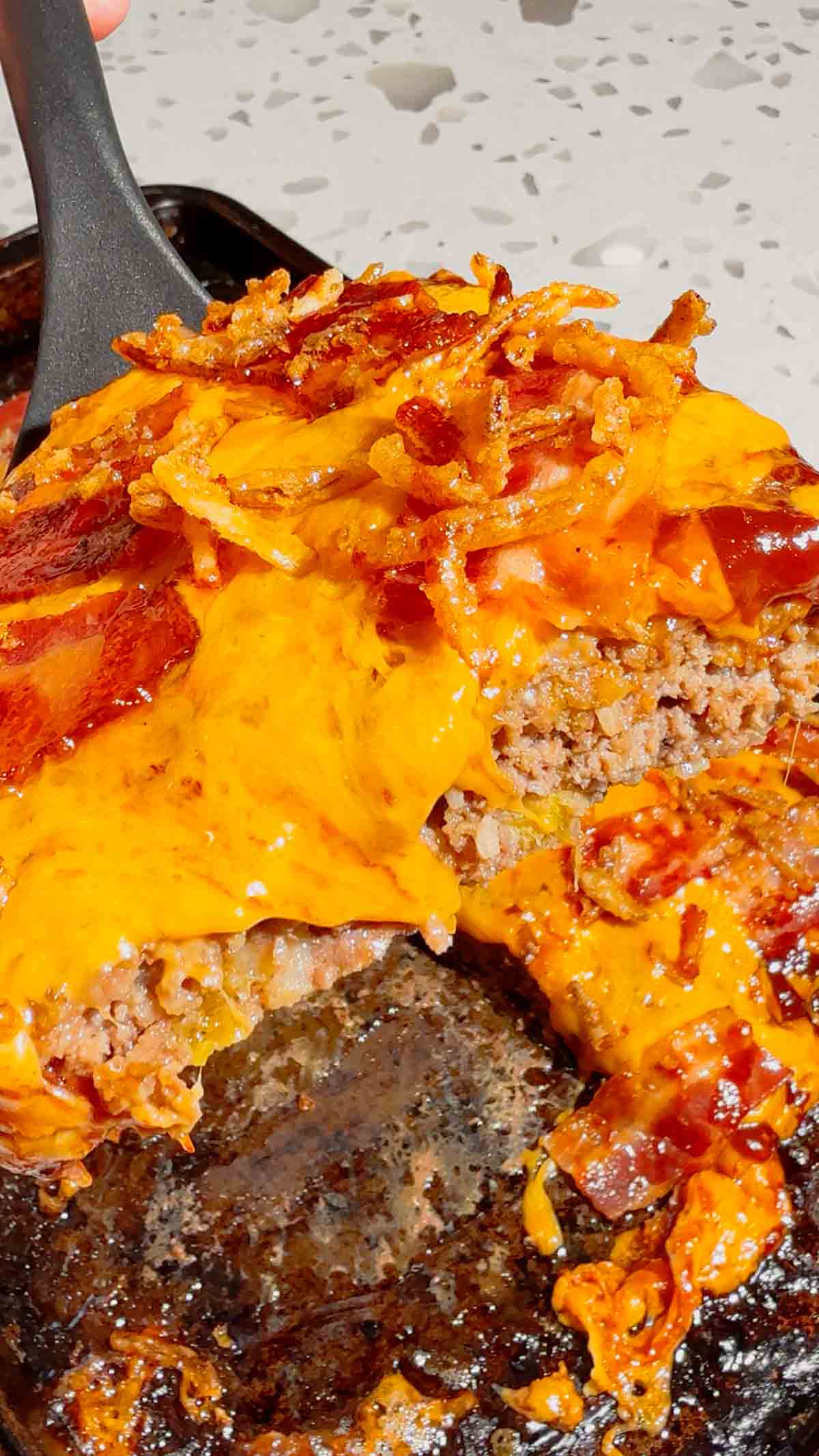 Looking for the ultimate Sheet Pan BBQ Bacon Cheeseburger Meatloaf recipe? This easy family dinner combines juicy ground beef, smoky BBQ sauce, crispy bacon, melty cheddar cheese, and crunchy fried onions for a comfort food meal everyone will love. If you're searching for Sheet Pan Dinners, Easy Meatloaf Recipes, Ground Beef Dinner Ideas, Weeknight Dinner Ideas, Family Dinner Recipes, Cheeseburger Meatloaf, BBQ Meatloaf Recipe, Easy Ground Beef Recipes, Comfort Food Dinners, Sheet Pan Meals, or Quick Dinner Recipes, this crowd-pleasing recipe belongs on your menu. Ready in just 45 minutes with simple ingredients, it's perfect for busy nights, meal planning, potlucks, or whenever you're craving a cheesy, bacon-loaded dinner the whole family will request again and again.