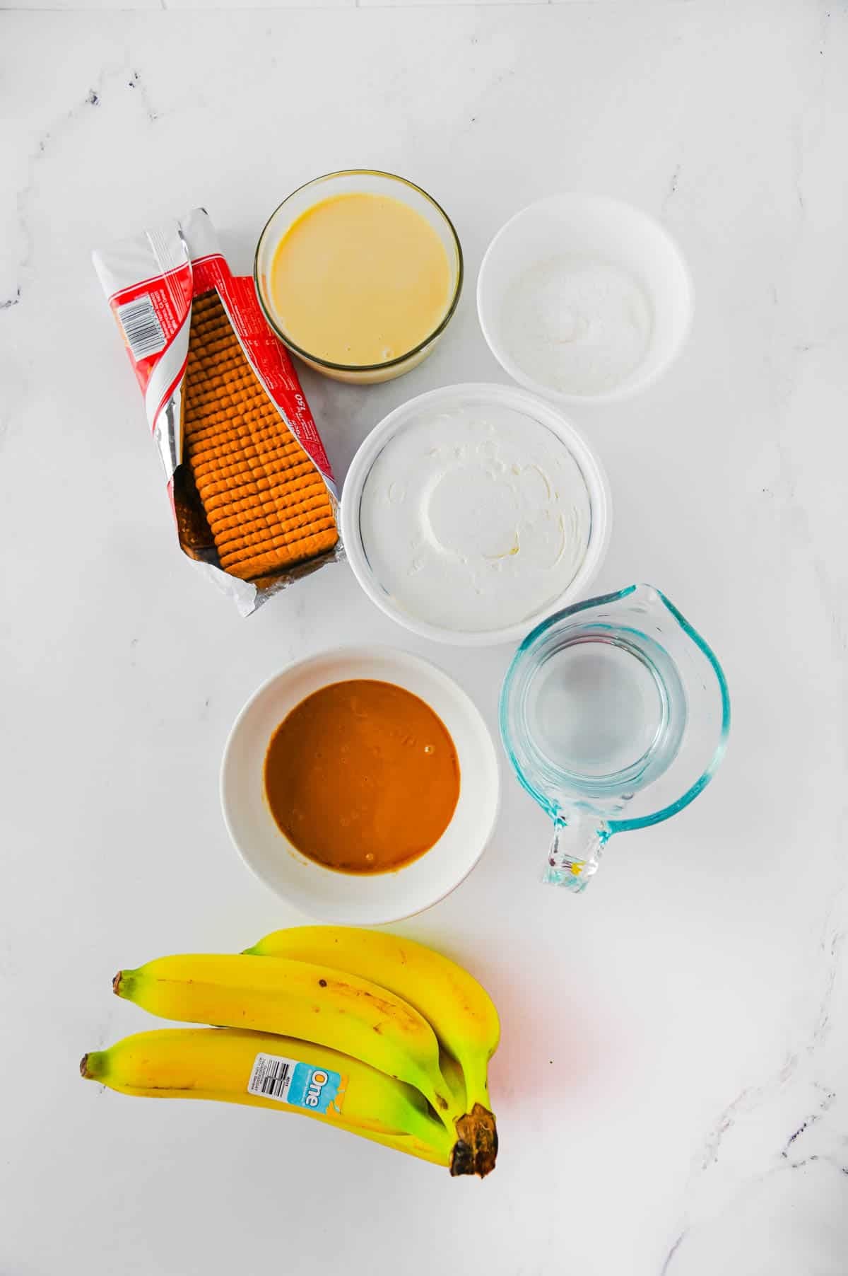 biscoff banana pudding ingredients on the kitchen counter