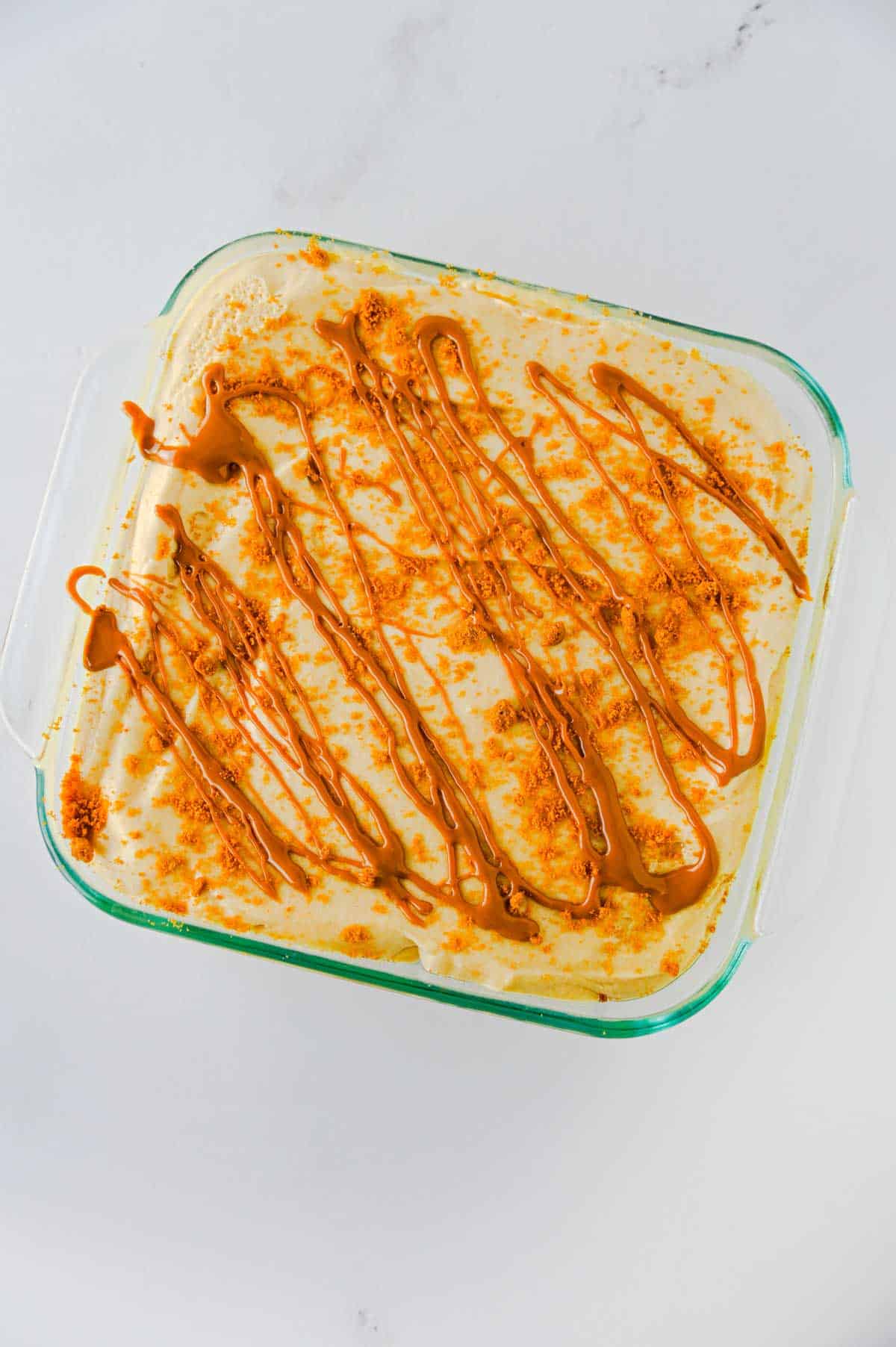 biscoff banana pudding in a bakinng dish