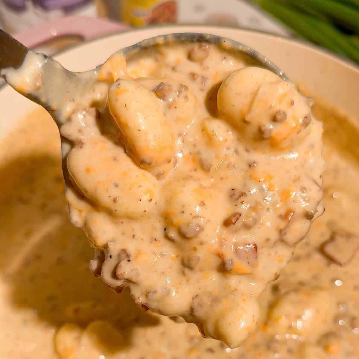 thicken and creamy cheeseburger gnocchi soup