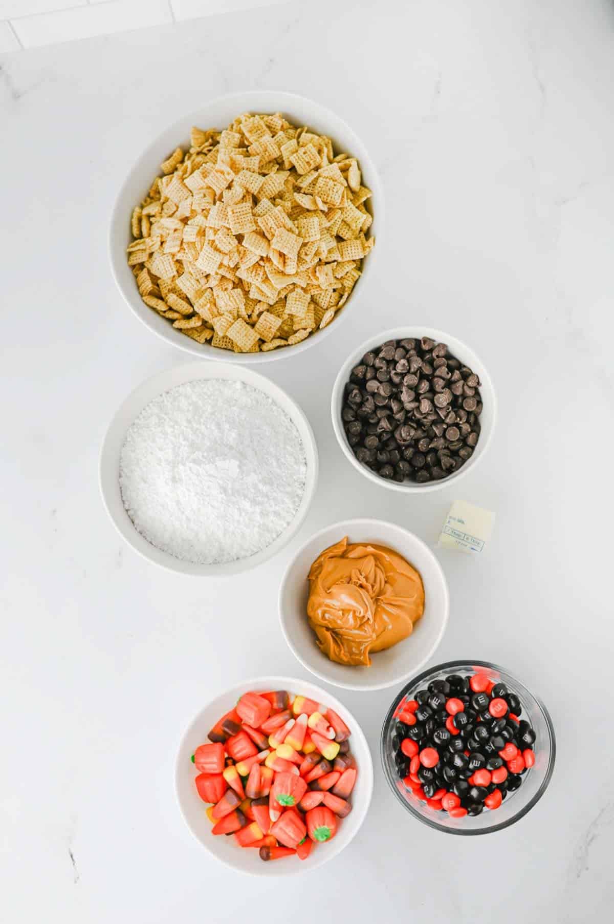 muddy buddy ingredients on the kitchen counter