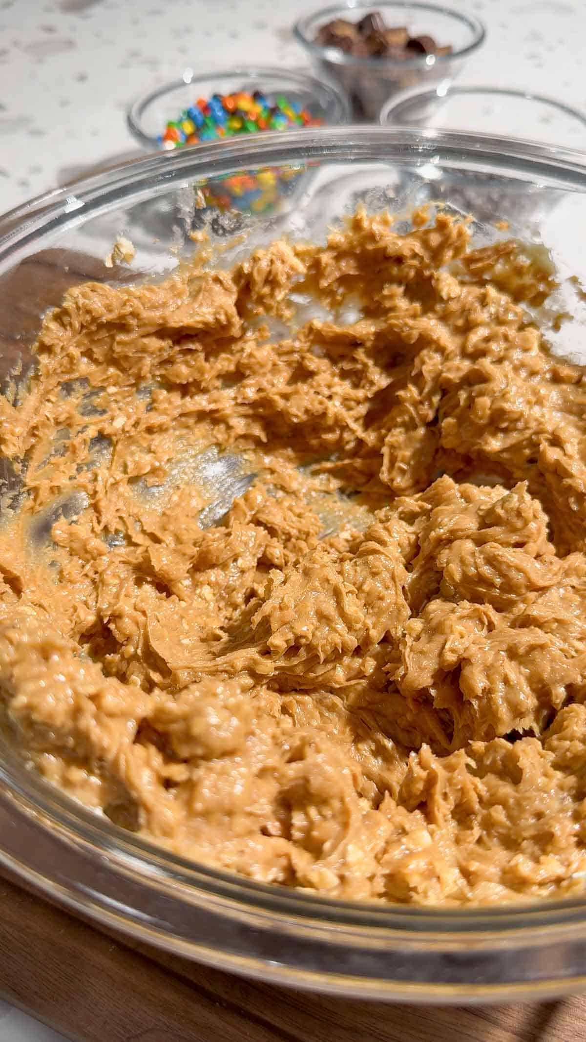 peanut butter dip mixture in a glass bowl