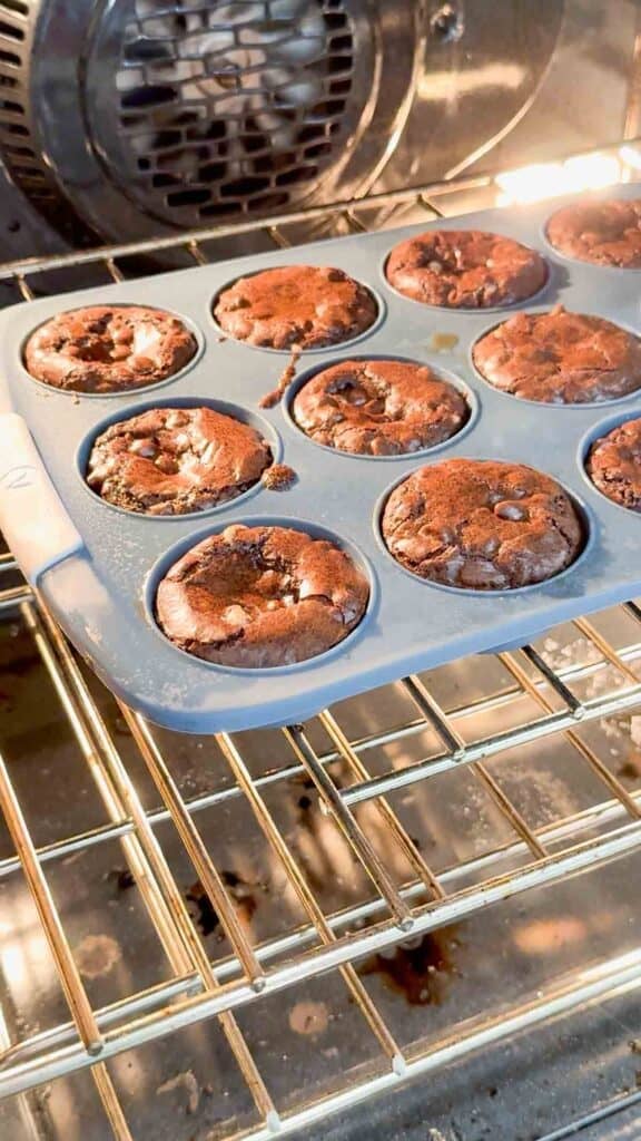 brookies baking in the oven