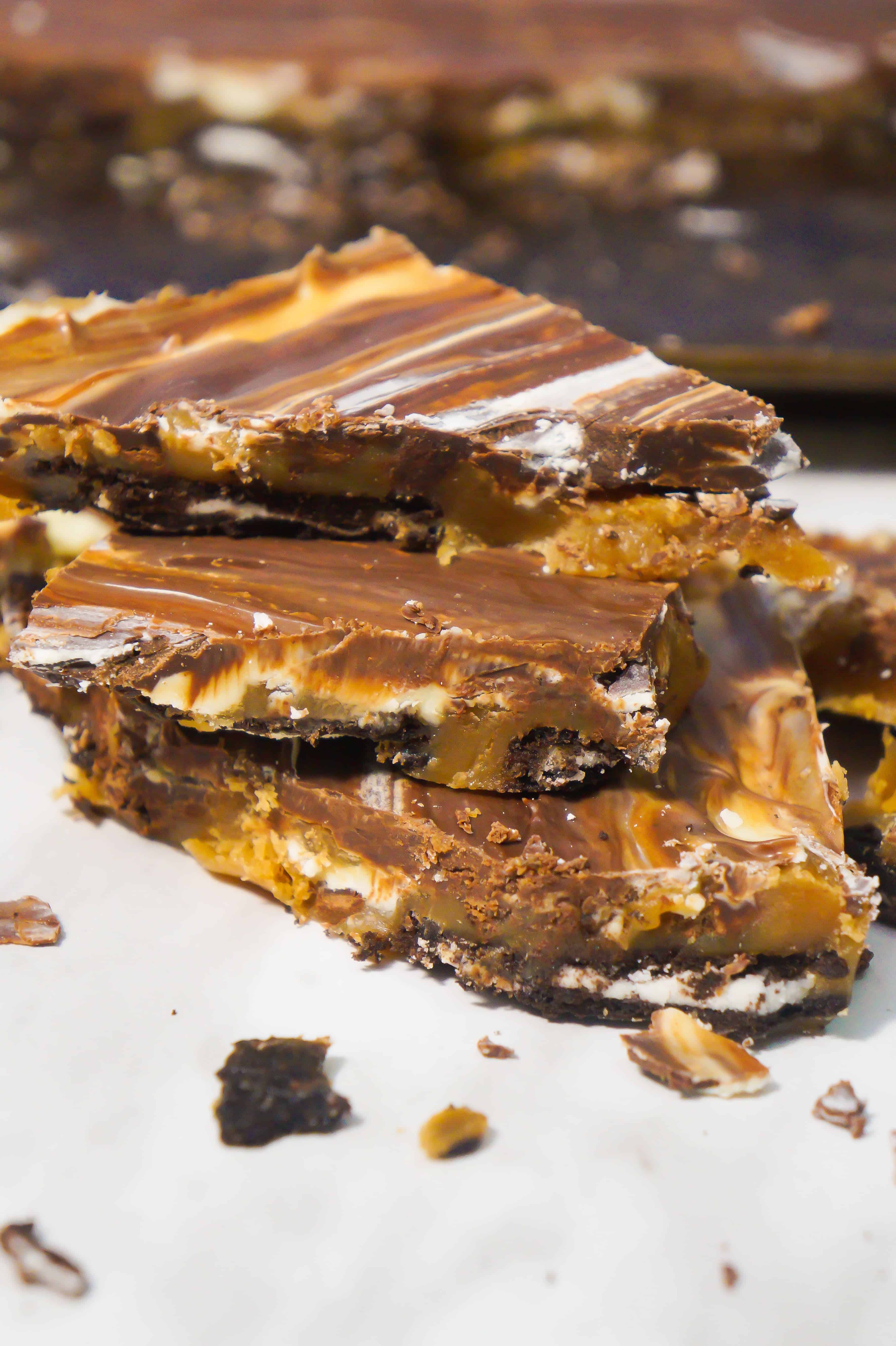 Chocolate Caramel Oreo Bars are an easy dessert recipe.