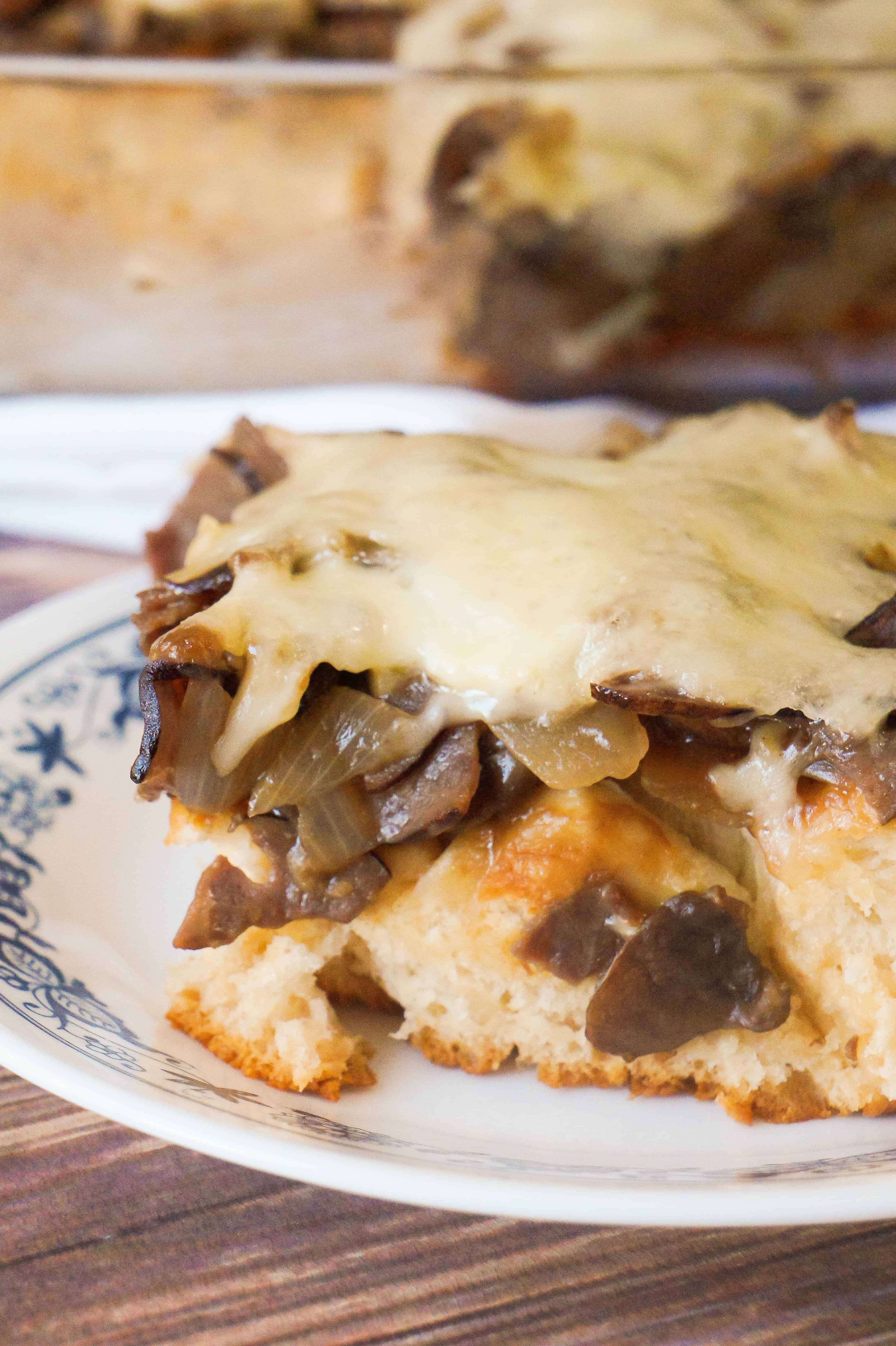 Mushroom Swiss Roast Beef Biscuit Bake is an easy beef dinner recipe.