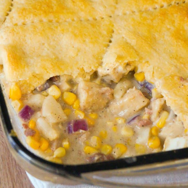 Easy chicken pot pie recipe with Pillsbury crescent rolls.