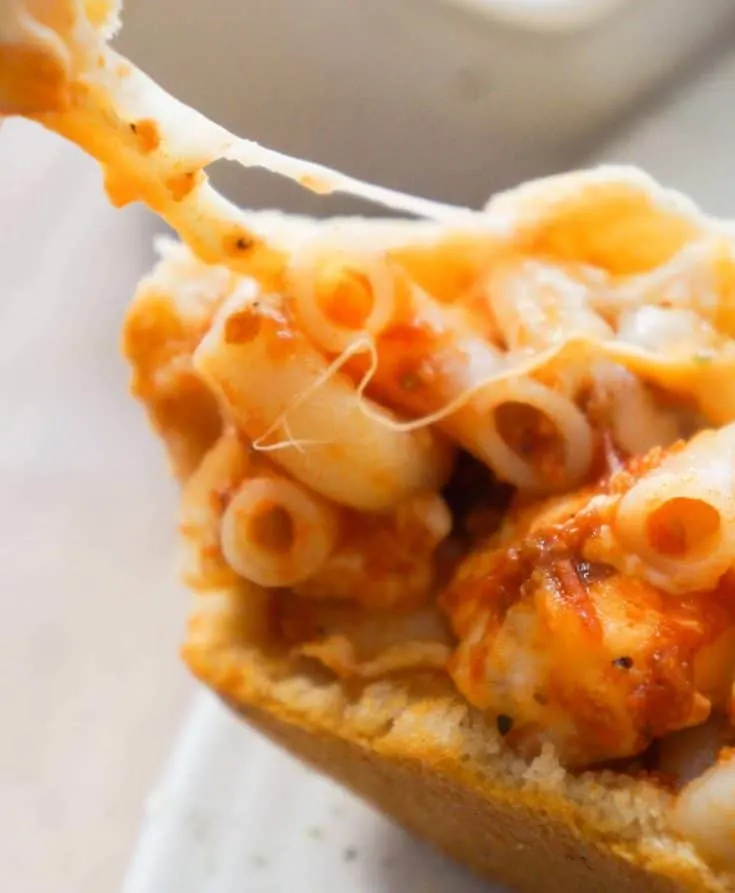 Cheesy Macaroni Bolognese Bites