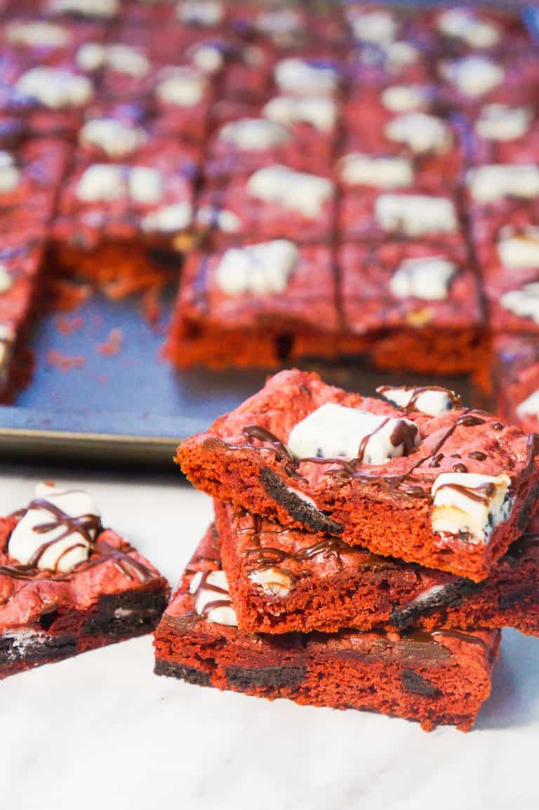 Cookies and Cream Red Velvet Cookie Bars - THIS IS NOT DIET FOOD