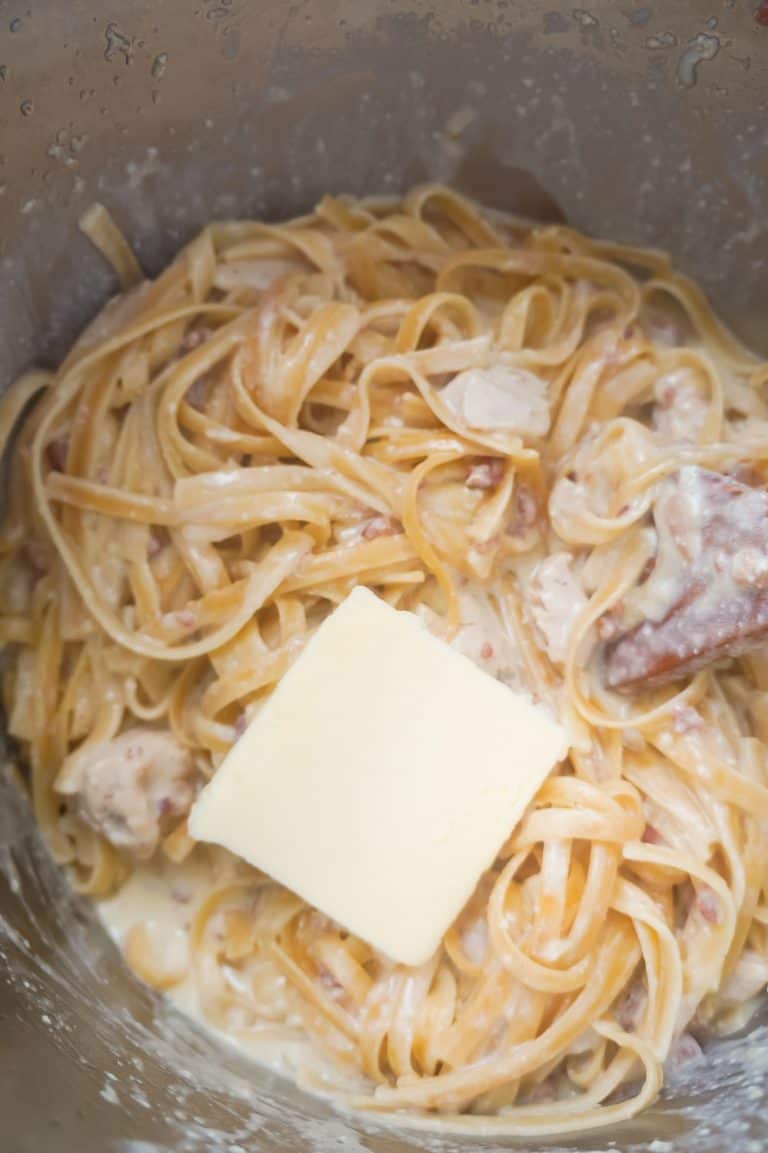 Instant Pot Bacon & Chicken Fettuccine Alfredo THIS IS NOT DIET FOOD