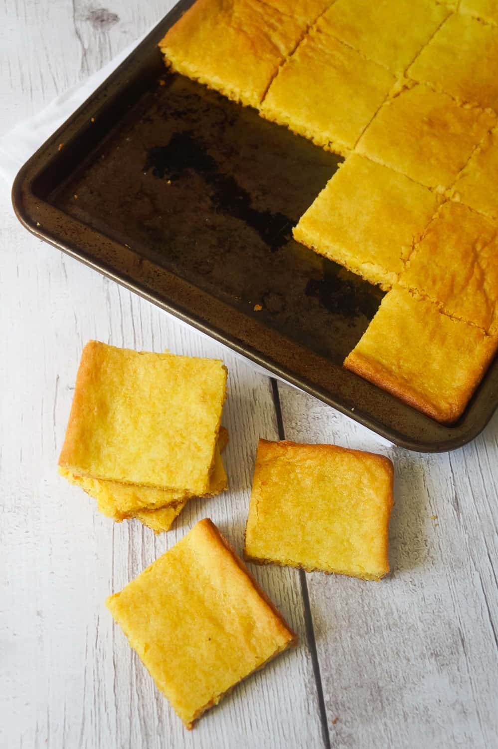 Lemon Pudding Sugar Cookie Bars are an easy 4 ingredient dessert recipe. These soft, chewy cookie bars are made with Betty Crocker Sugar Cookie Mix and lemon instant pudding.