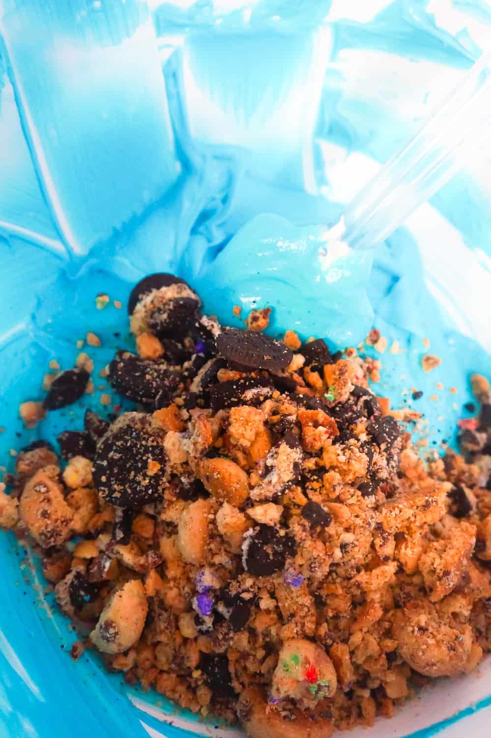 crumbled cookies in pudding mix