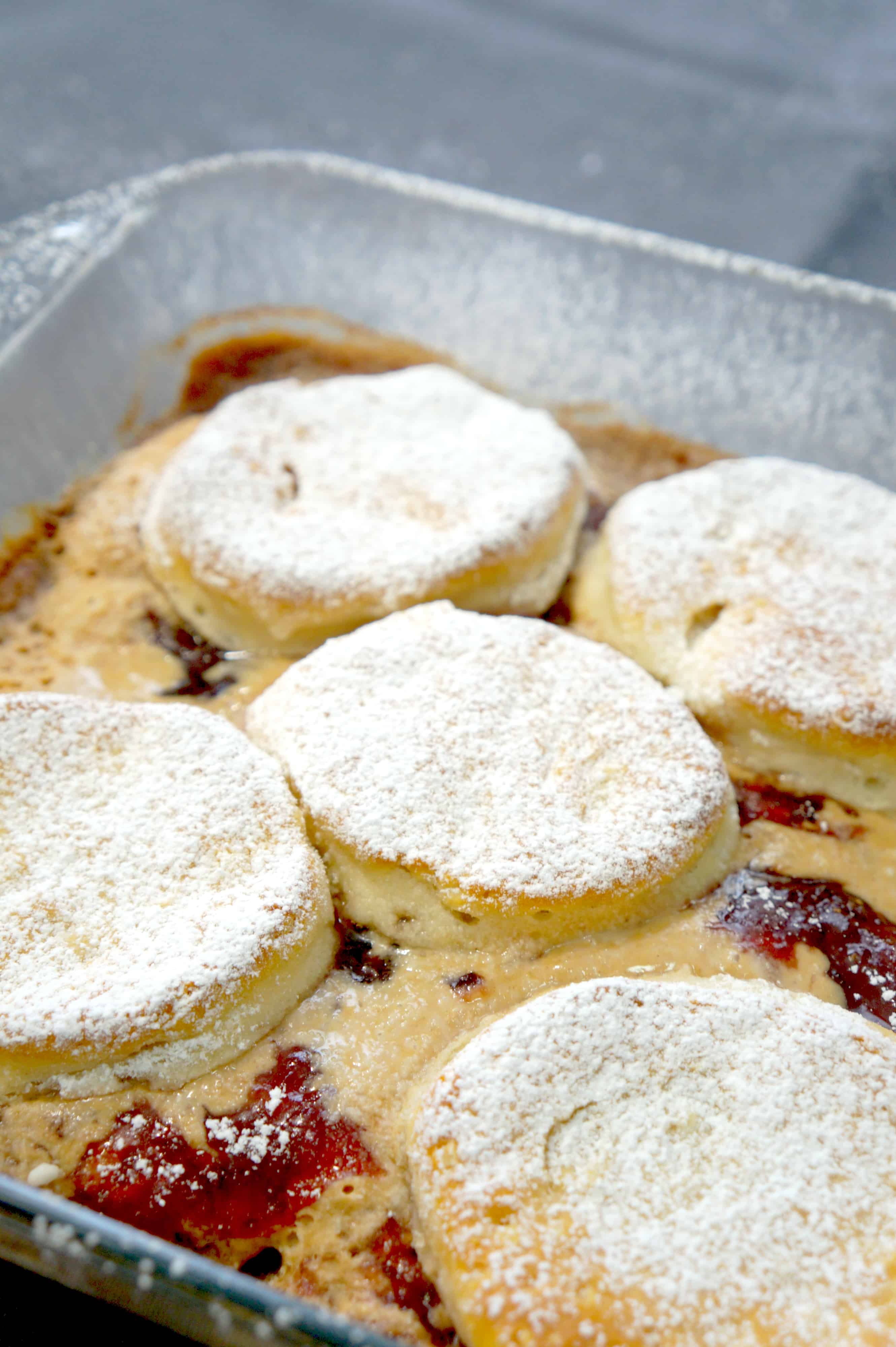 Peanut Butter and Jelly Biscuit Bake. Easy breakfast recipe. Peanut butter and jelly sandwich.