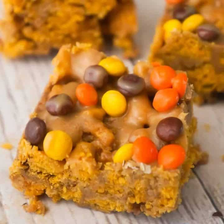 Reese's Peanut Butter Captain Crunch Bars are an easy dessert recipe perfect for peanut butter lovers. These peanut butter and marshmallow treats are like rice krispie treats but with Captain Crunch cereal instead.