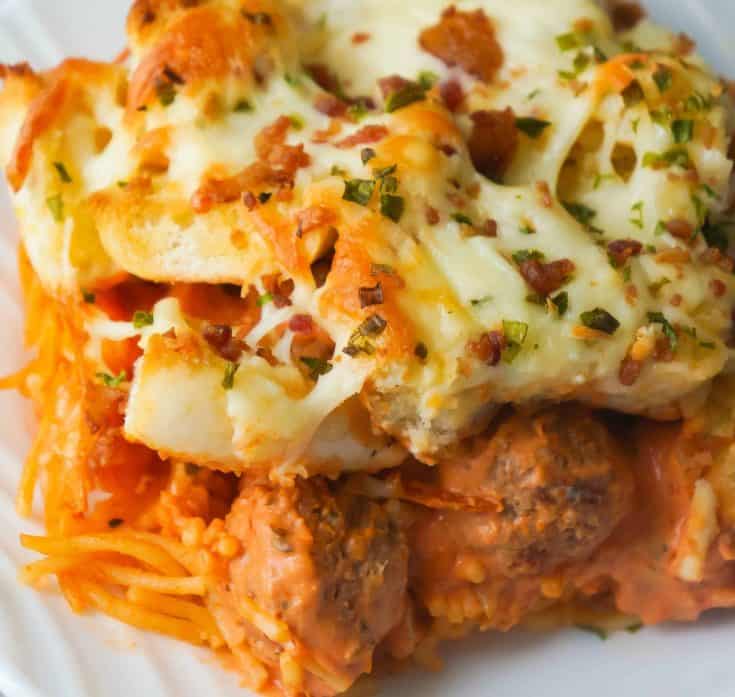 Baked spaghetti and meatballs